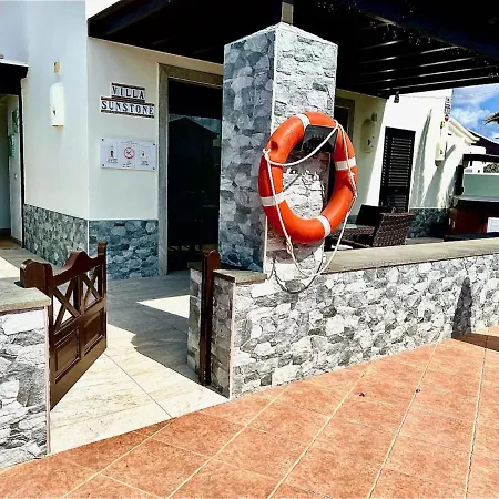 Villa Sunstone *